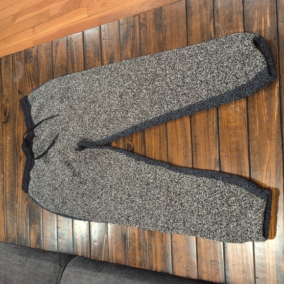 Alala textured retreat joggers - Picture 3 of 10